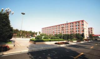 郑州职业技术学院面积环境如何 郑州职业技术学校