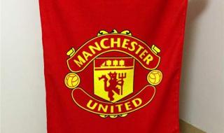 巴塞罗那和巴萨是同一支球队吗_ 巴塞罗那足球队全部队员的粤语译音是什么呢